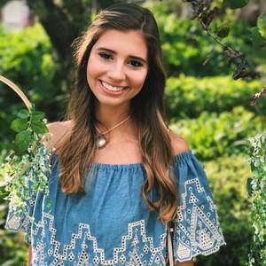 Meet your Posher, Emy